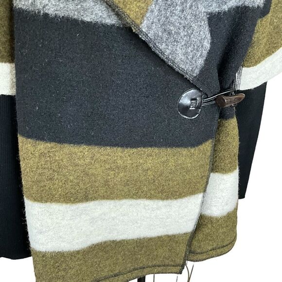 Line The Label Wool Blend Jacket Size S/P Toggle Closure Striped Warm - Picture 5 of 16